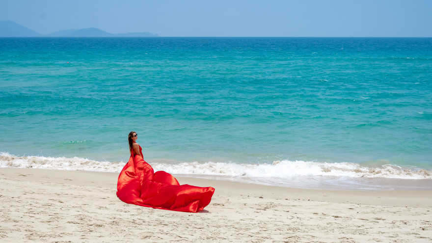 Chụp ảnh trong chiếc váy bay-3